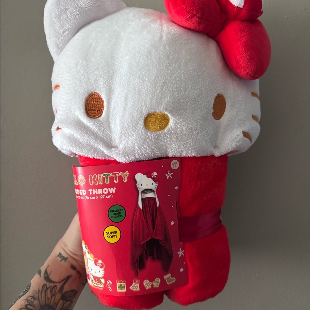 Hello Kitty Hooded Throw Blanket - Red